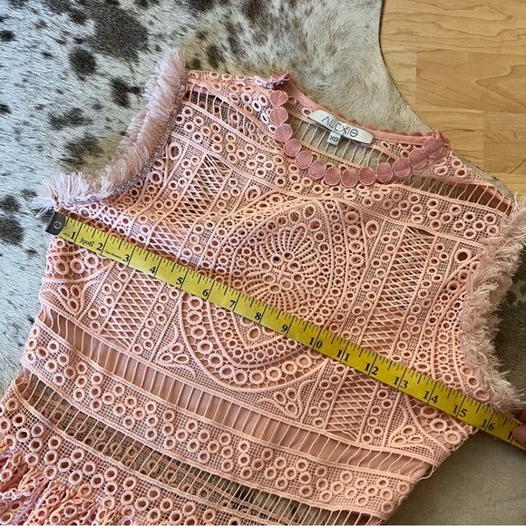 ALEXIS Sage A Line Blossom Blush Pink Dress Cutout Wedding Guest Size XS - Picture 7 of 13